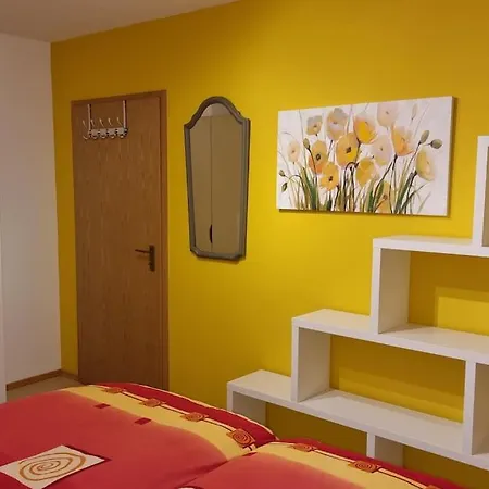 Apartment Roberts Im Hammerbachtal Offenhausen
